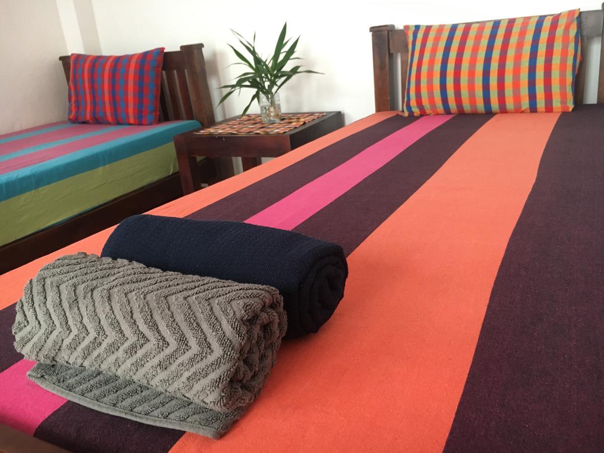 Jungle Guest House 高尔 外观 照片