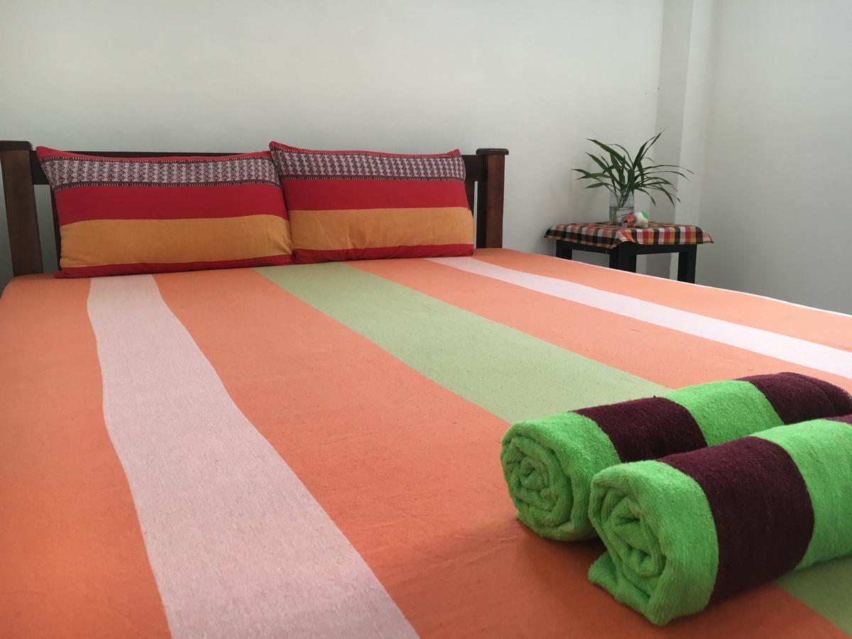 Jungle Guest House 高尔 外观 照片